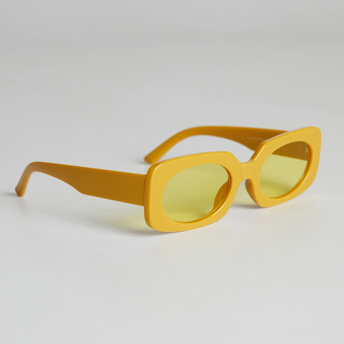 New Retro Yellow Sunnies