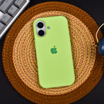 Silicone Logo Case - iPhone 17 Series