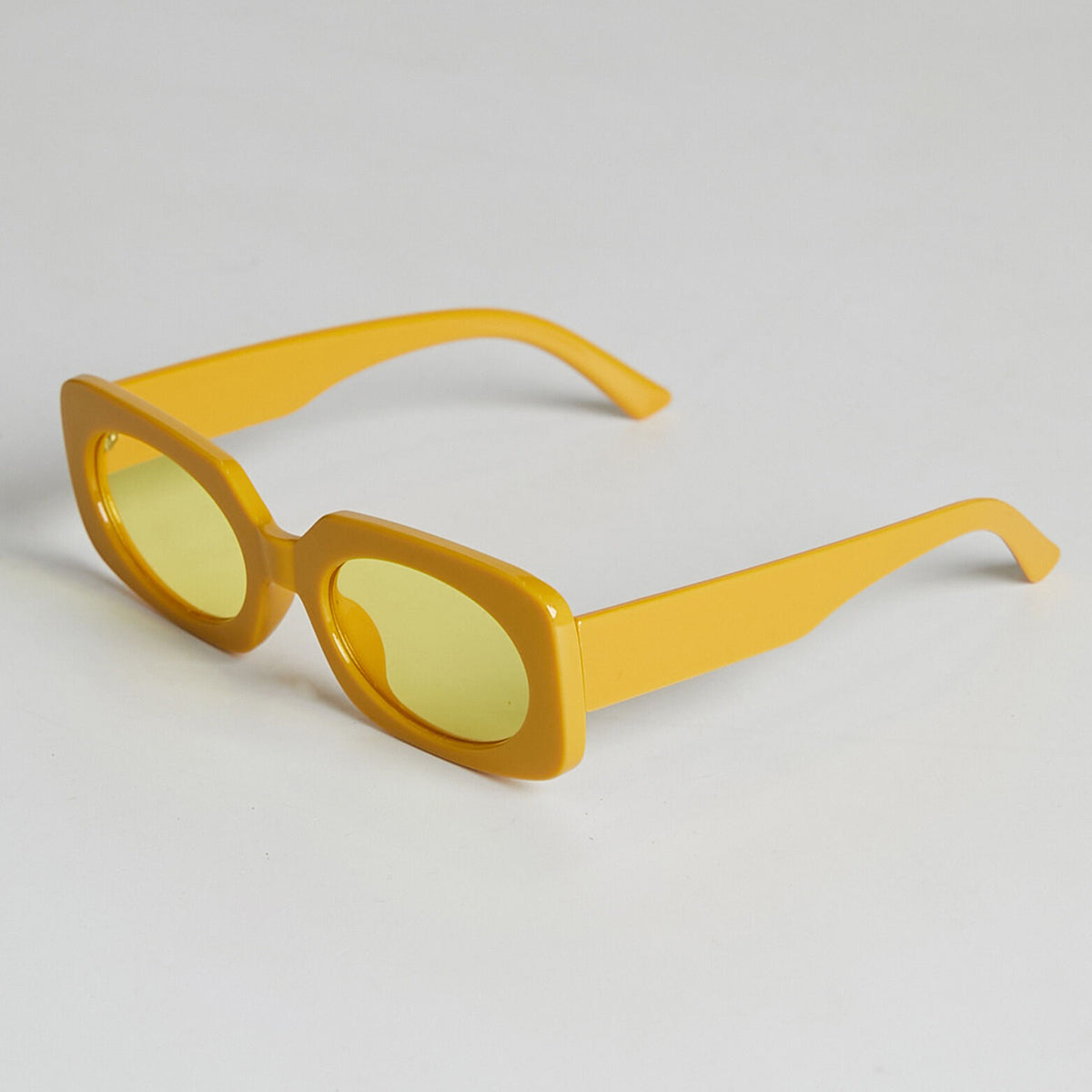New Retro Yellow Sunnies