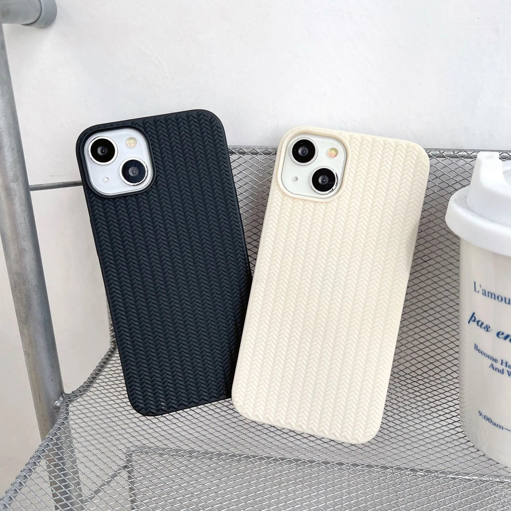Knitted Grip Shield Case - Iphone