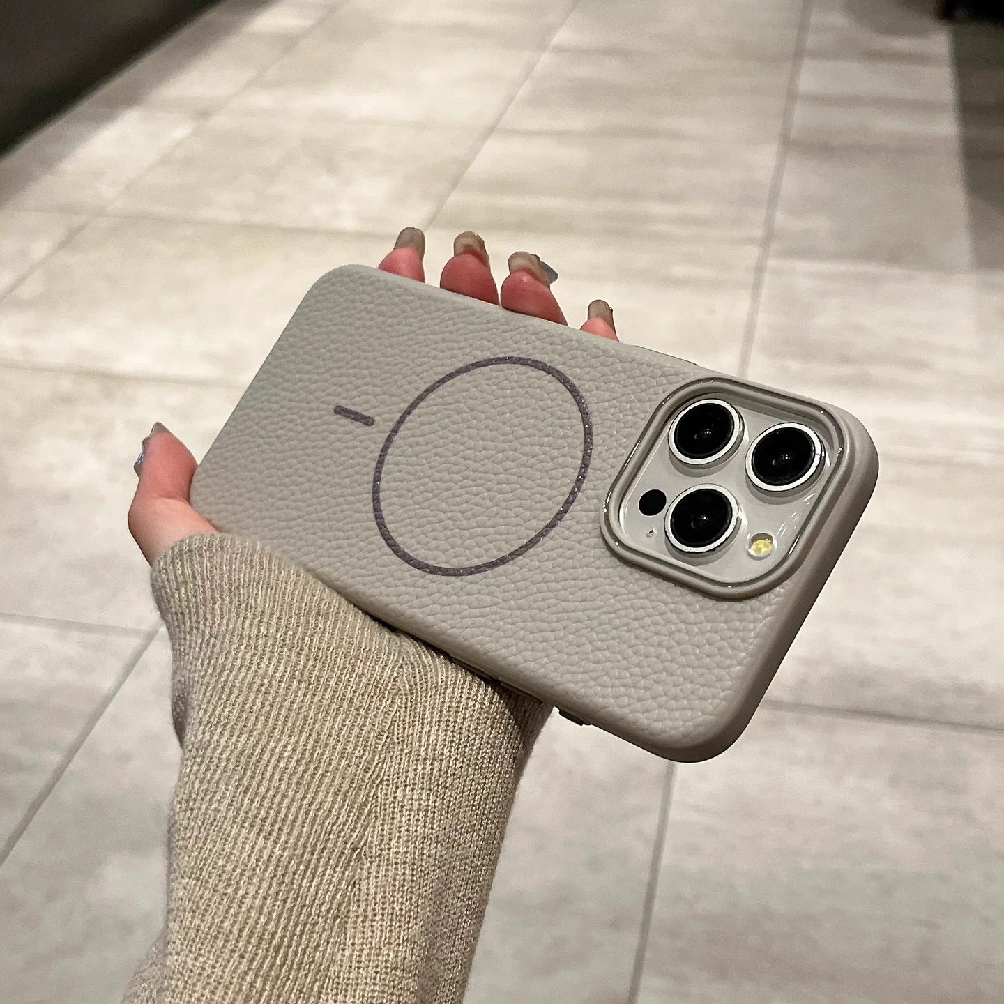 Luxe Leather MagCase - iPhone