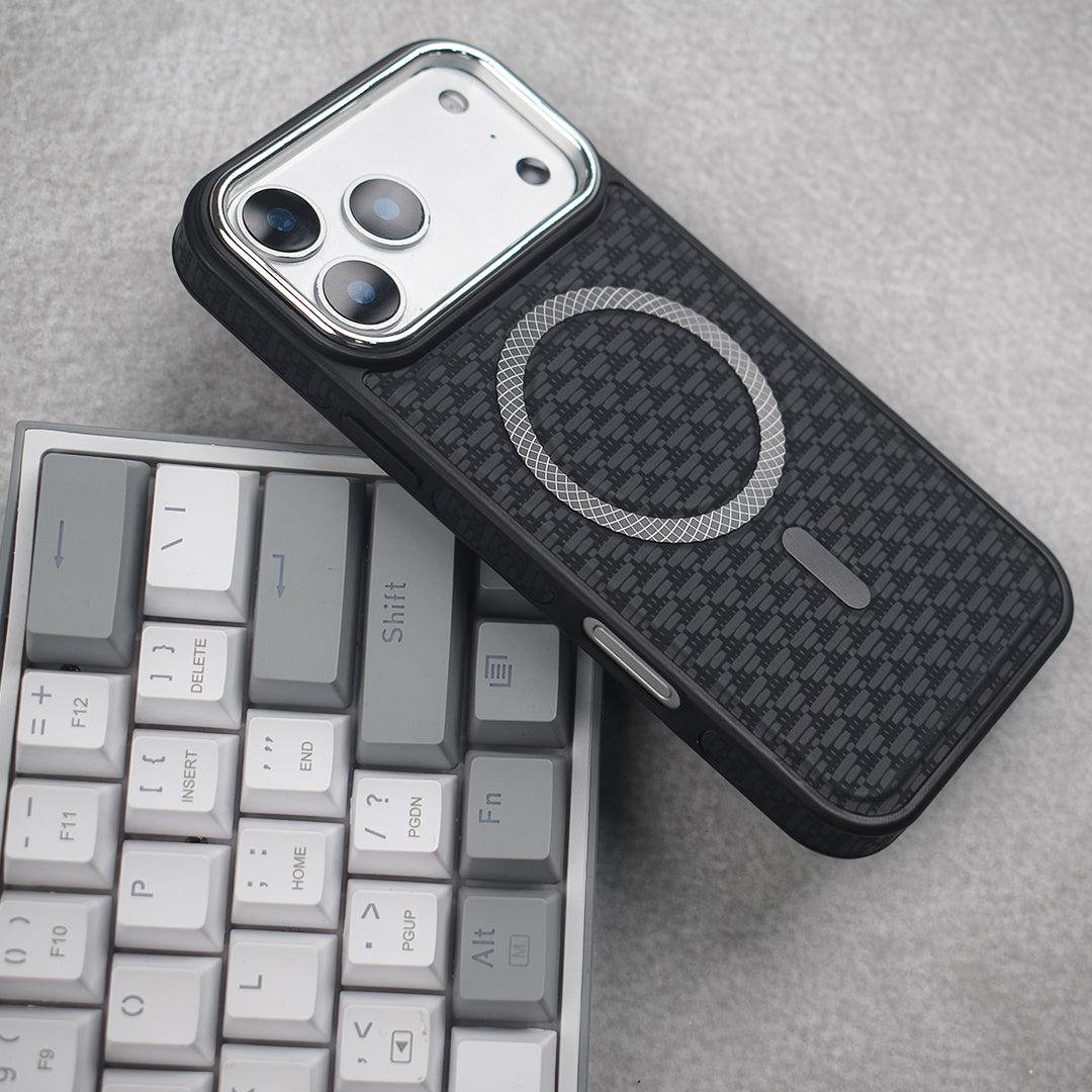 Magnetic Woven Leather Case - iPhone