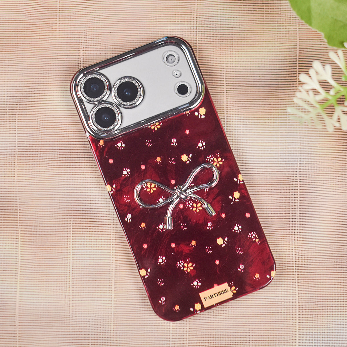 Crimson Royale Bow Case - iPhone