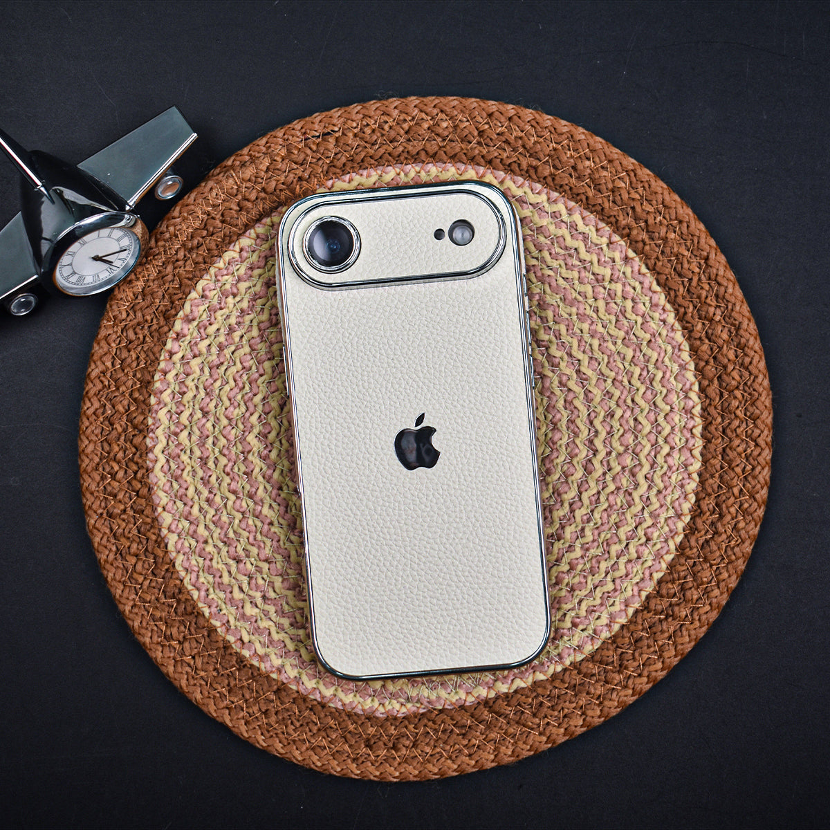 Luxe Leather Shield Case - iPhone 17 Series