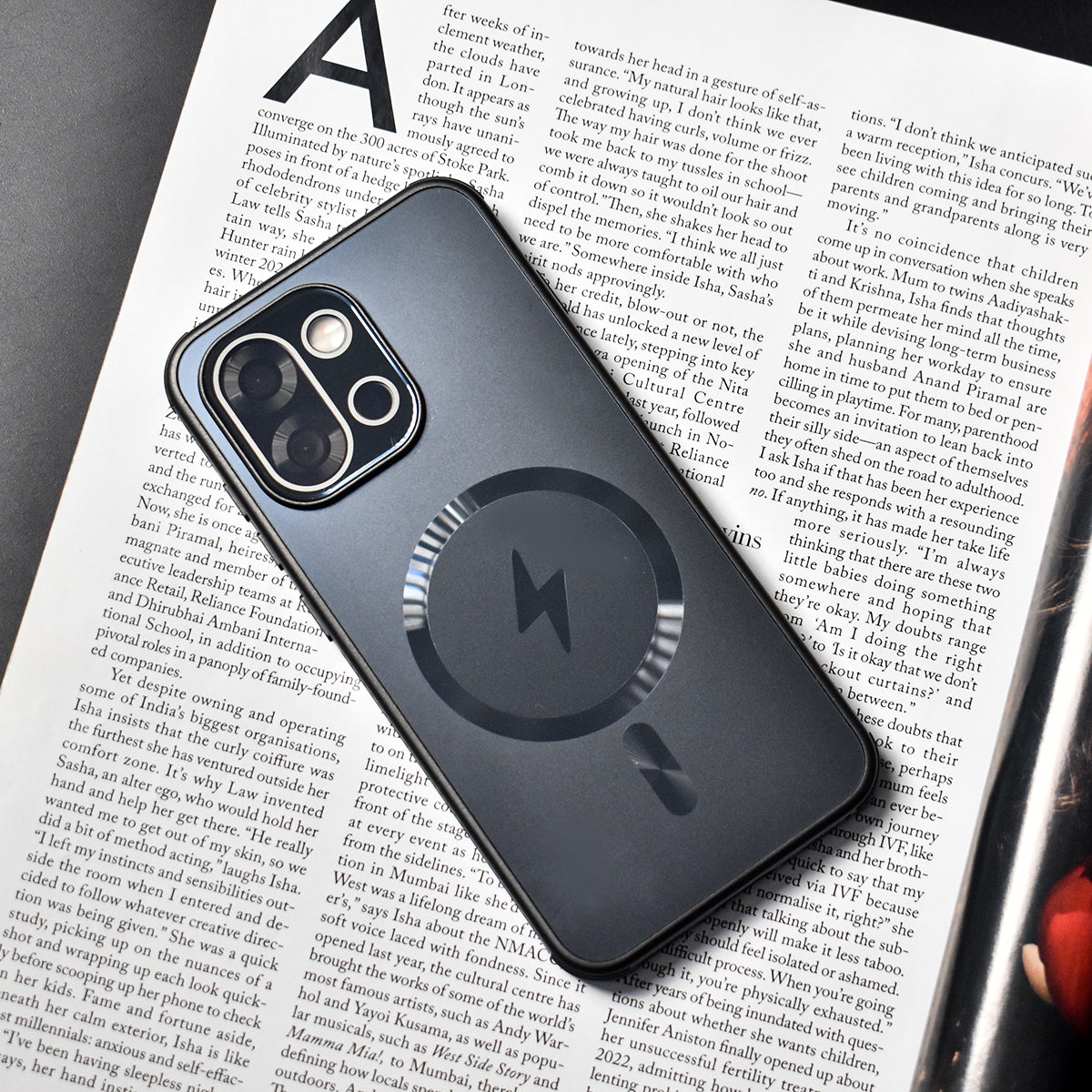 Elegant Frosted MagSafe Case - OnePlus