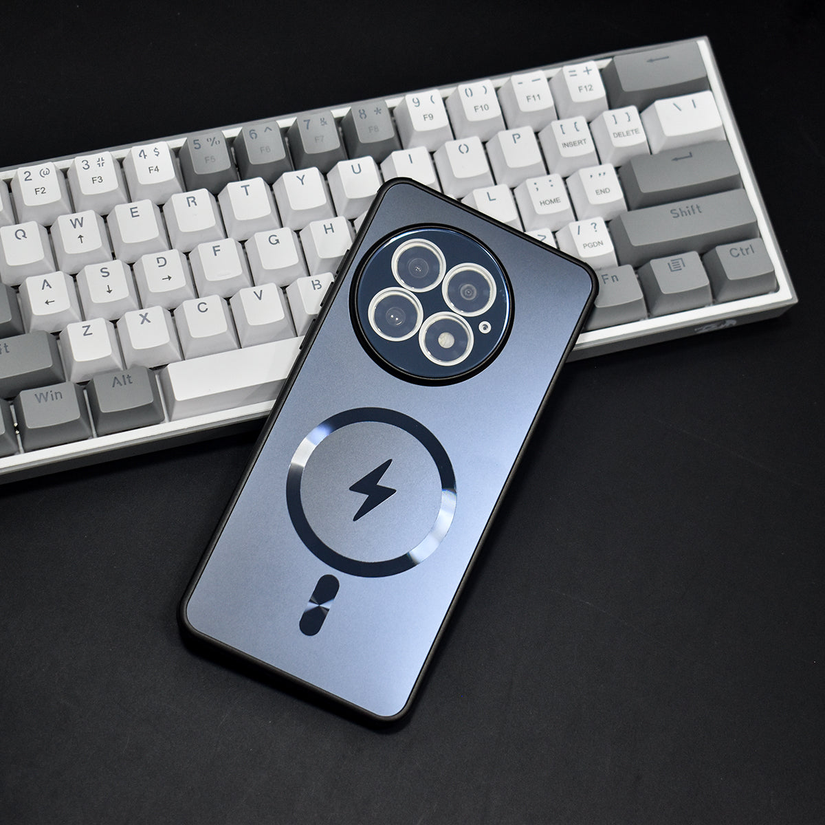 Elegant Frosted MagSafe Case - OnePlus