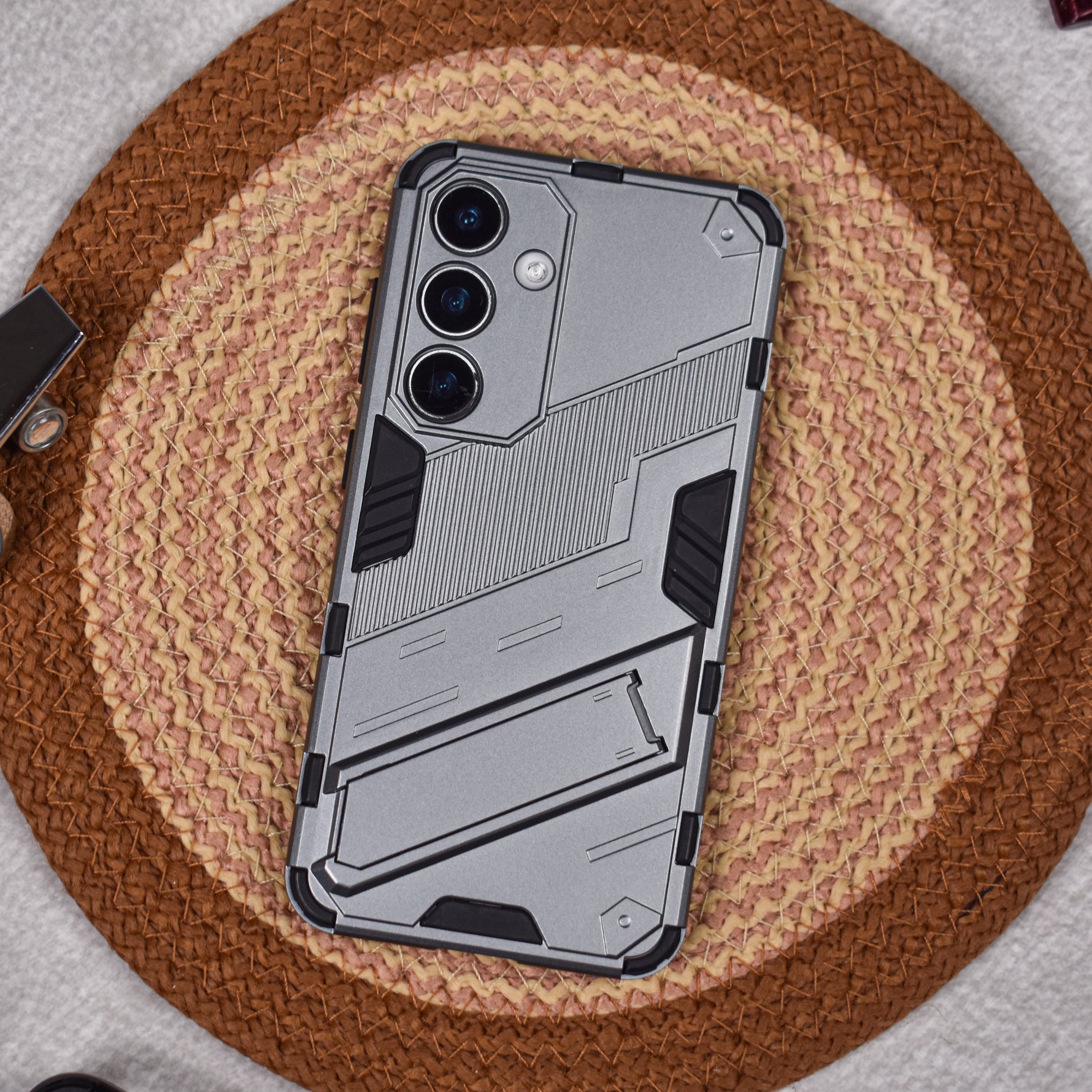 Elegant Hard Armor Invisible Bracket Phone Case