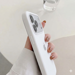 Silicone Logo Case - iPhone 17 Series
