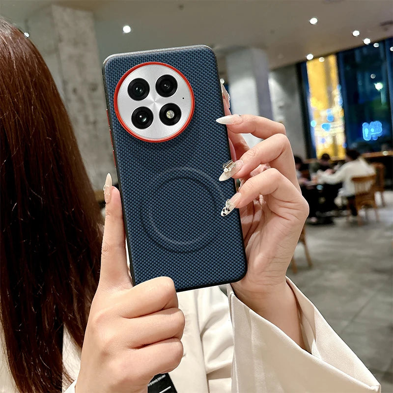 OnePlus - Carbon Weave MagSafe Cover