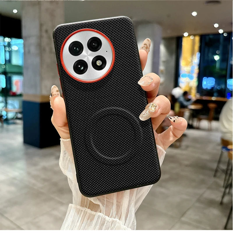 OnePlus - Carbon Weave MagSafe Cover