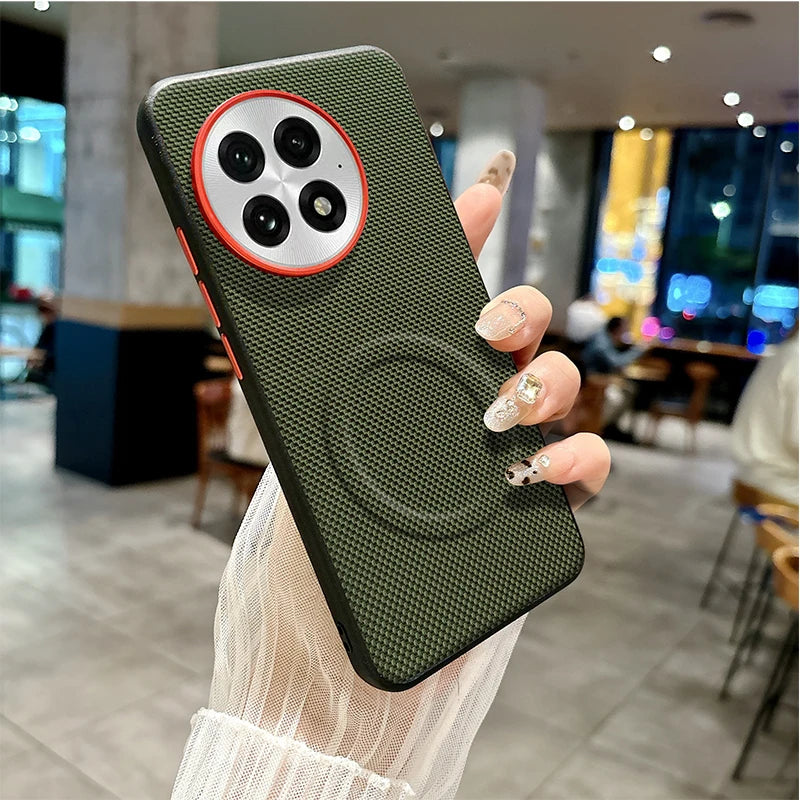 OnePlus - Carbon Weave MagSafe Cover