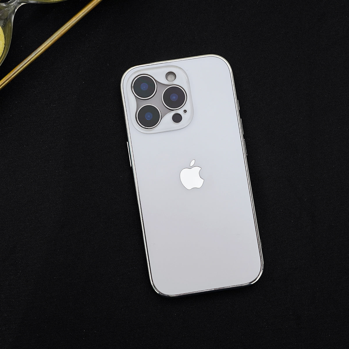 Alloy Edge Reflective Case