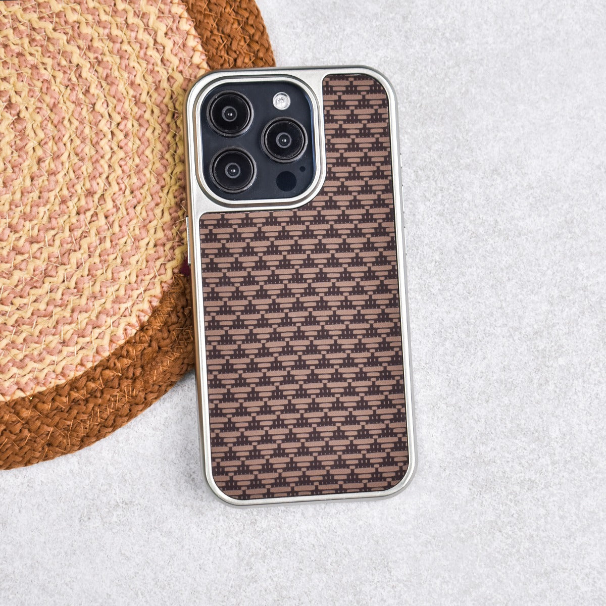 Diamond Pattern Hard Shell Case - iPhone