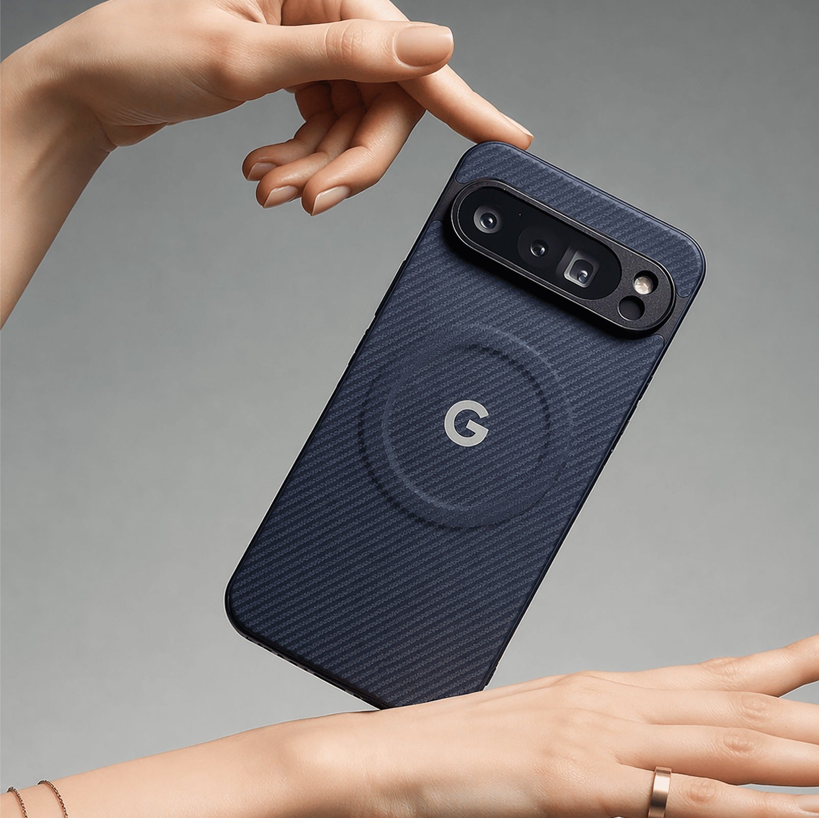 Carbon Fiber Texture Slim Cases - Google