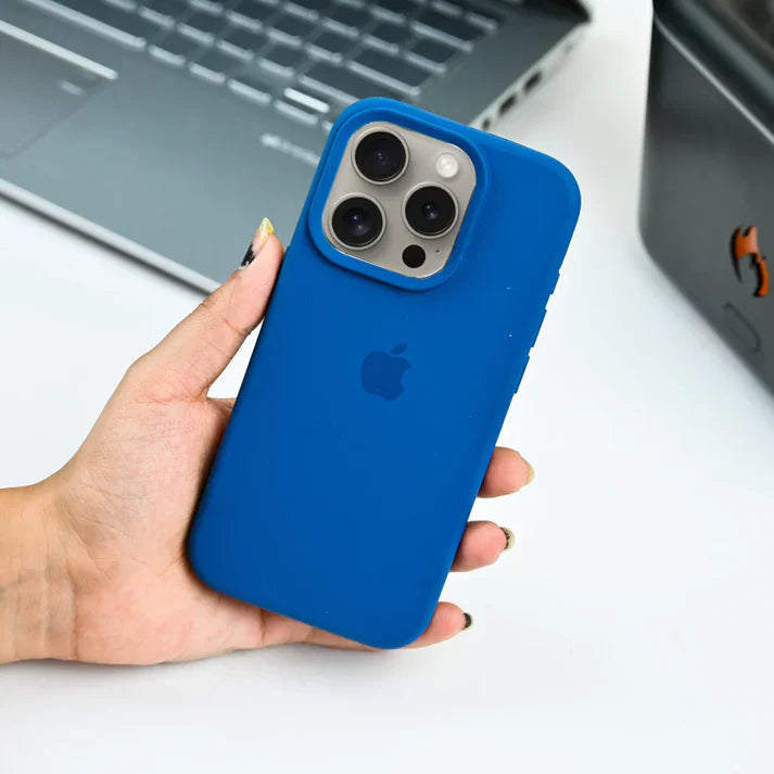 Silicone Logo Case - iPhone