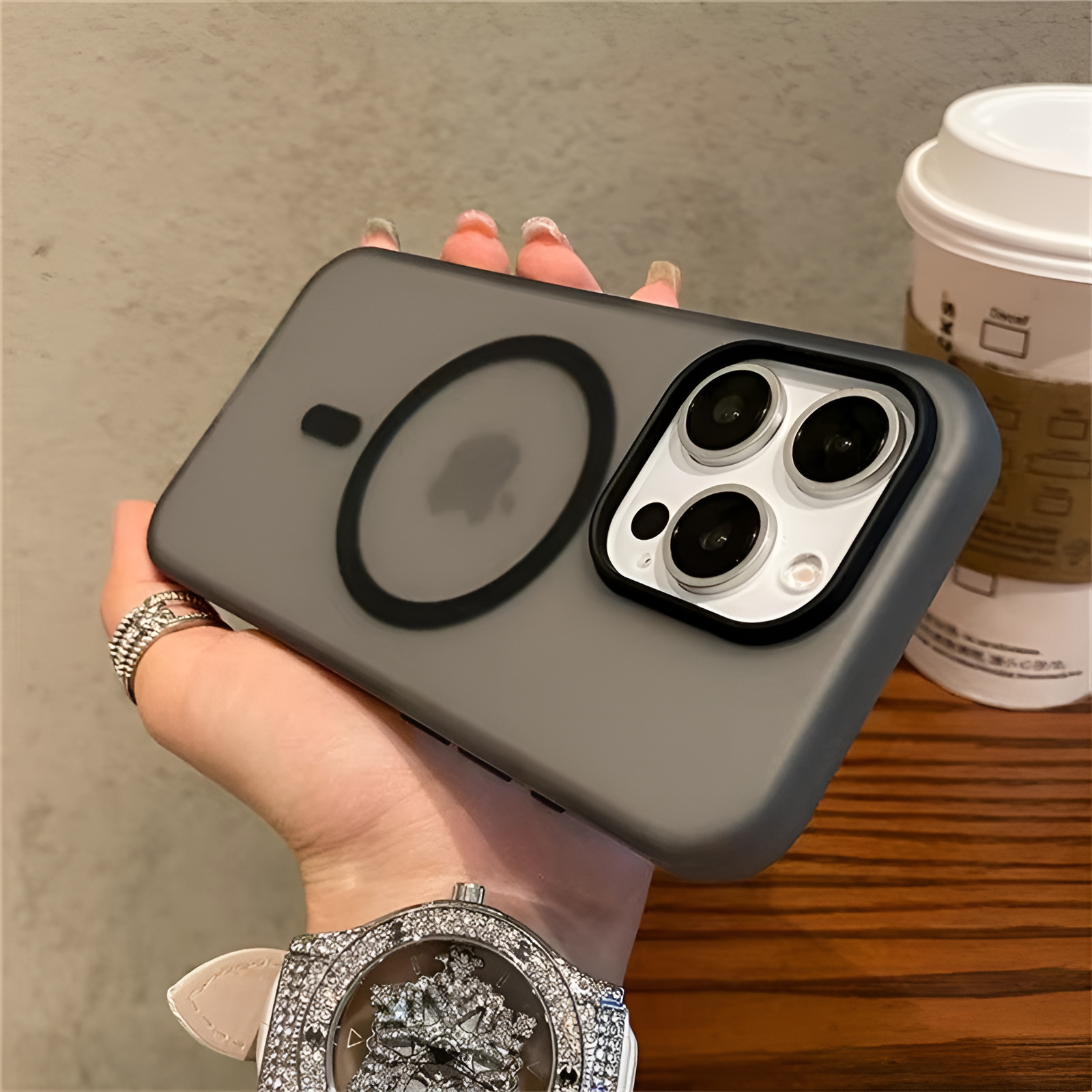 Translucent Magsafe Case - Black