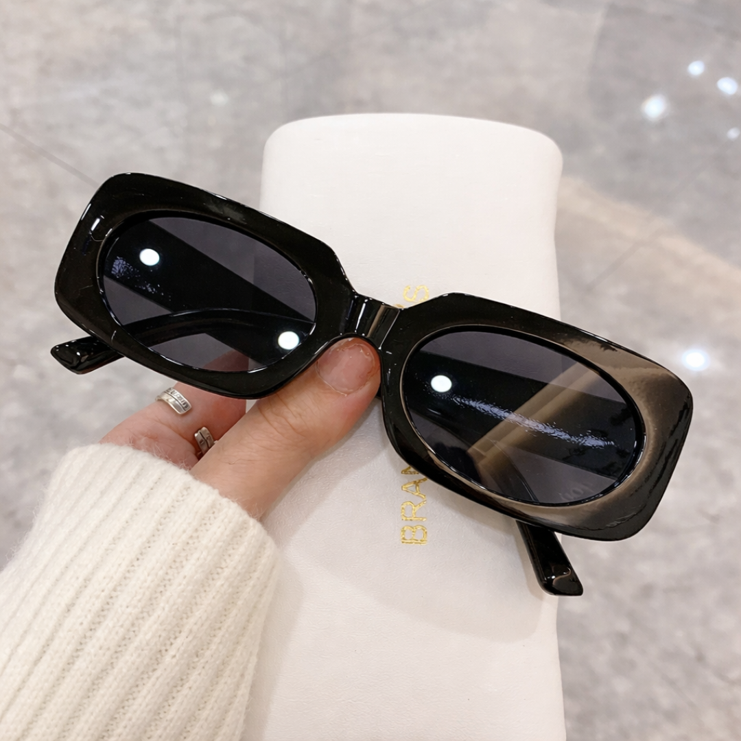 New Retro Black Tea Sunnies