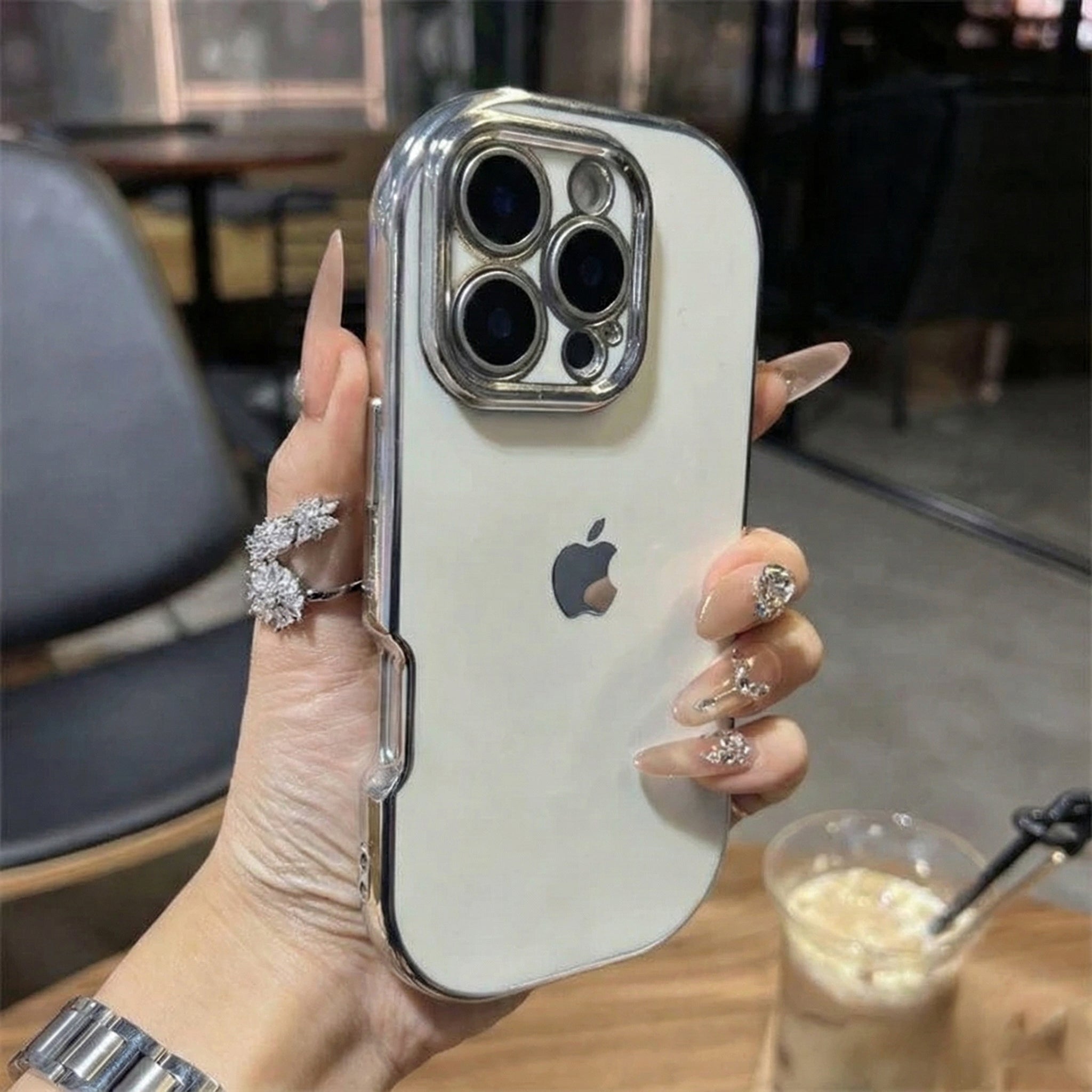 Elegant Chrome Edge Case