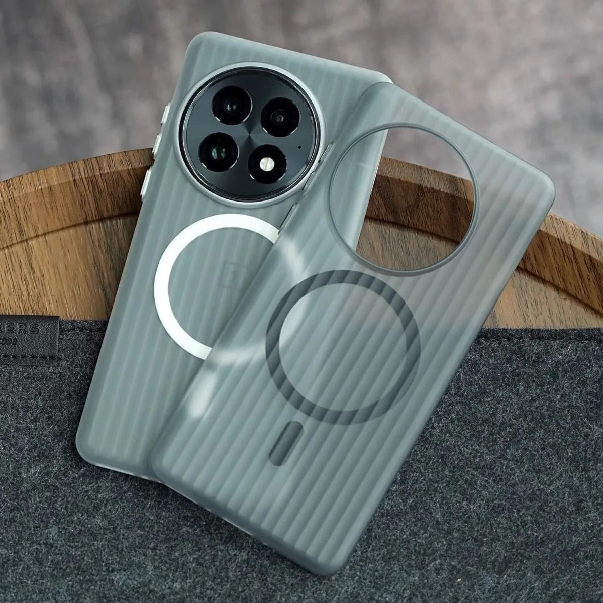 OnePlus - Matte Ripple MagSafe Case