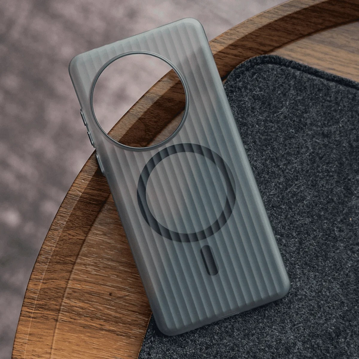 OnePlus - Matte Ripple MagSafe Case