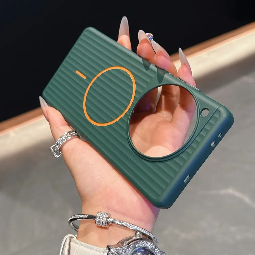 OnePlus -Ridge MagSafe Case - Green