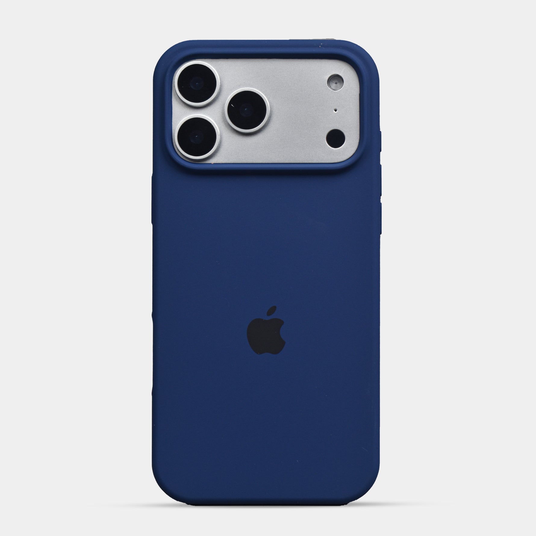 Silicone Logo Case - iPhone 17 Series